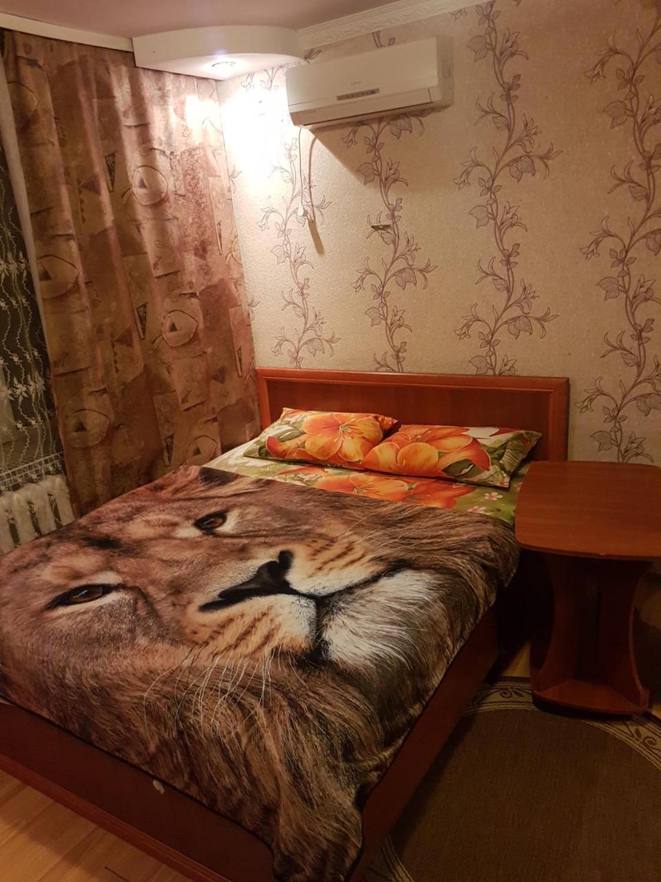 House Hotel Apartments 3 Rivne Buitenkant foto